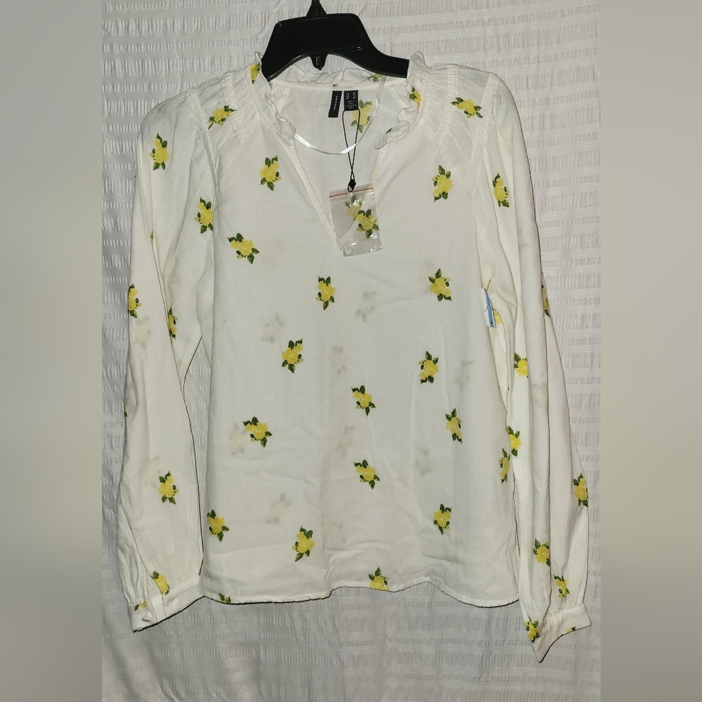 NWOT Vero moda cotton top